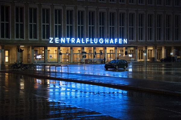 Zentralflughafen