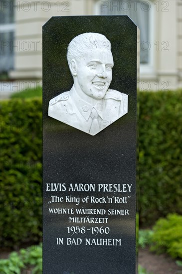 Stele commemorating Elvis Presley in front of his former residence Hotel Grunewald
