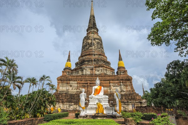 Buddha statues in front of the stupa at Wat Yai Chai Mongkhon