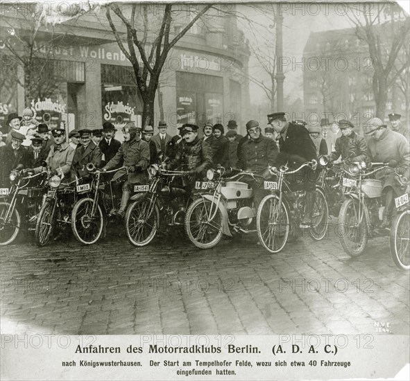 Start of the motorcycle race ADAC to Koenigswusterhausen