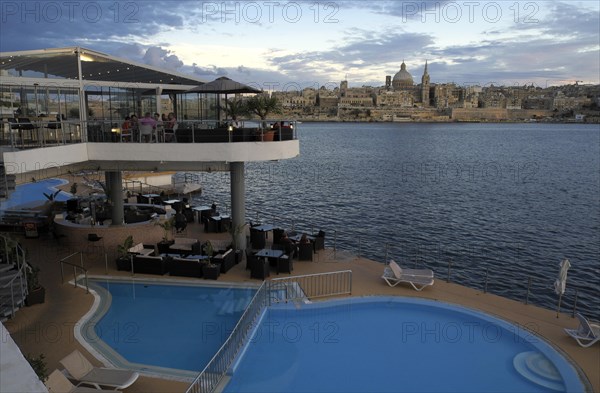 Terrace and pool of Fortina Hotel