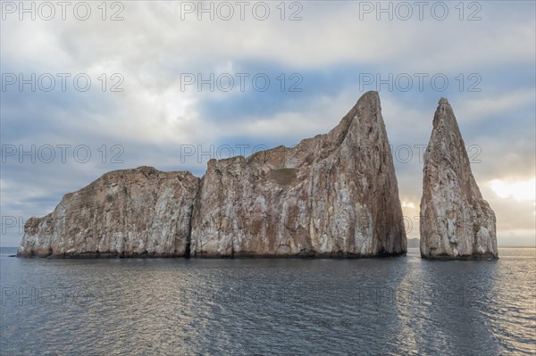 Kicker Rock or Roca Leon Dormido