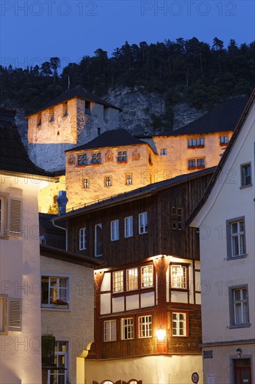 Historic town centre with Schattenburg Castle