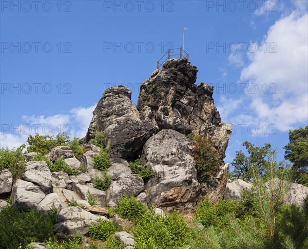 Lookout on Grandfather Rocks