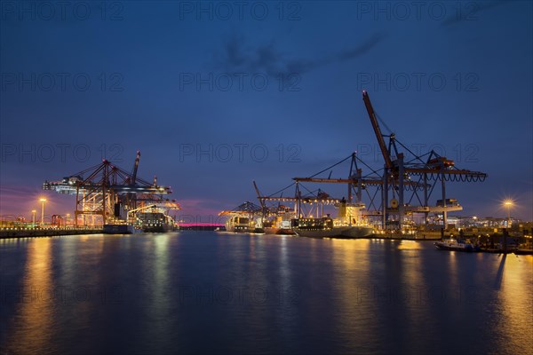 Waltershoferdamm 3 with the cranes of Container Terminal Burchardkai and EUROGATE Container Terminal
