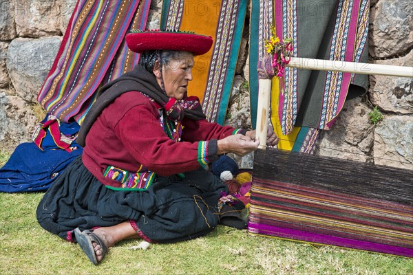 Elderly woman wearing a hat