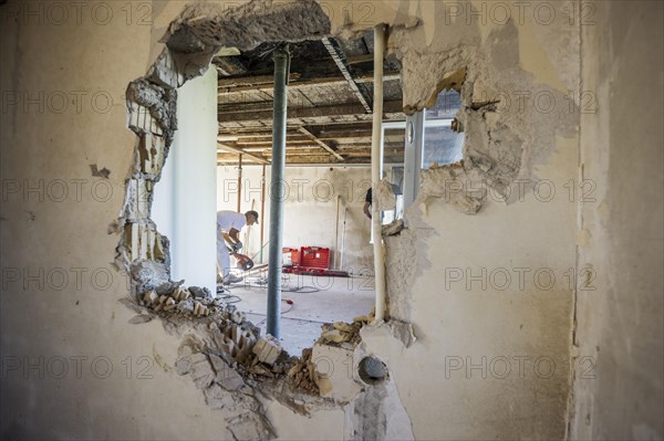 Craftsman during the substantial refurbishment of a building