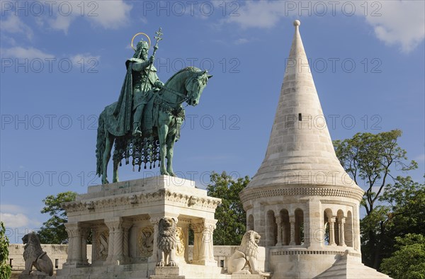 Equestrian statue of King Stephen I