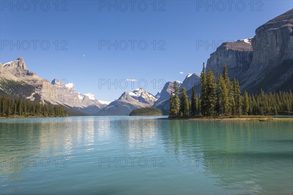 Maligne Lake