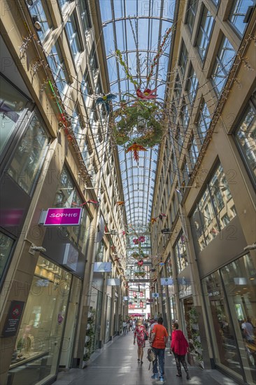 Shopping arcade