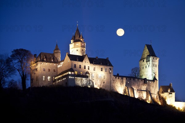 The illuminated Burg Altena Castle