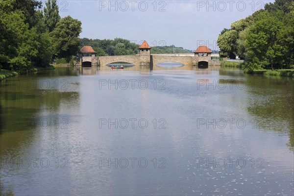 Elsterwehr Weir or Palmengartenwehr Weir