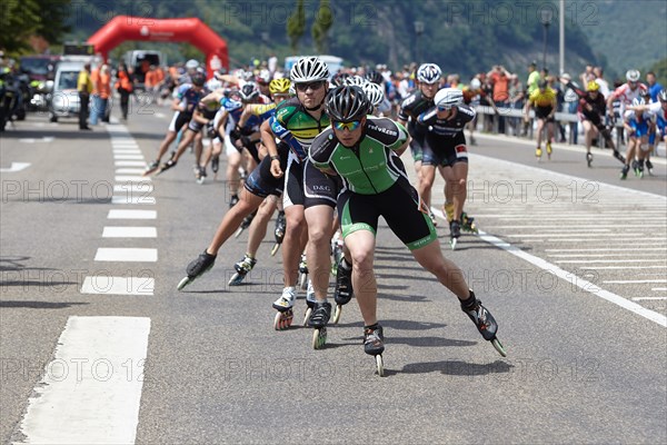 Speed skating