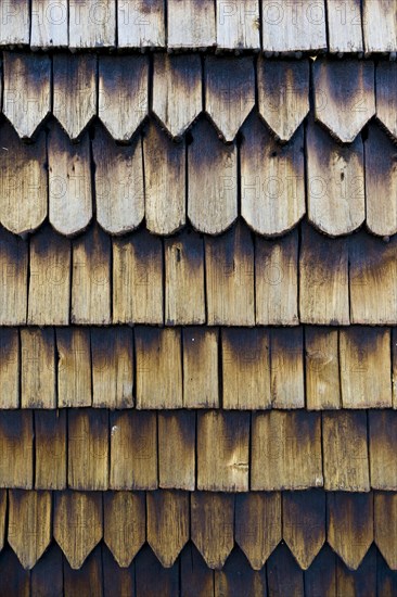 Wood shingles