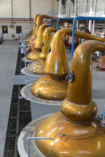 Distillation tanks