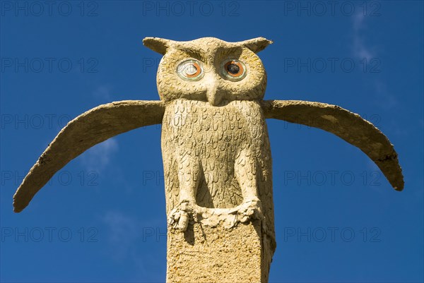 Owl sculpture