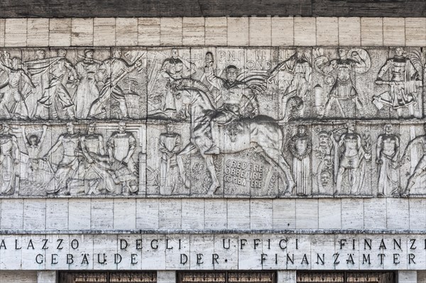 Monumental frieze