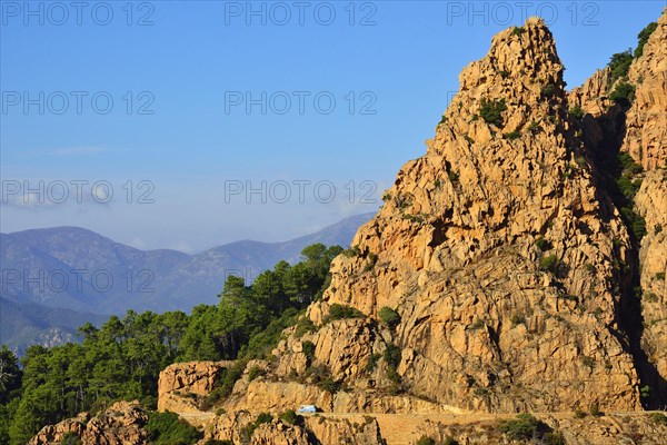 Road along the typical sandstone cliffs