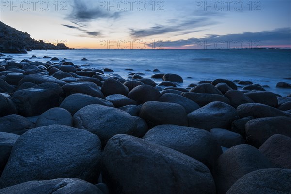 Round stones on the beach of Utakleiv