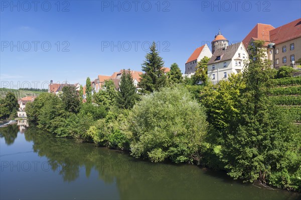 Historic centre with Schochemturm tower on the Enz River