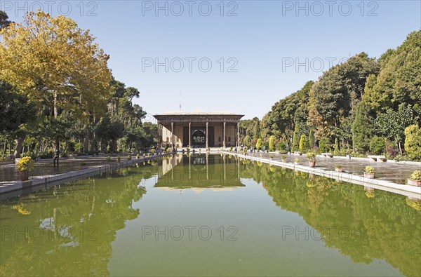 Chehel Sotun Palace