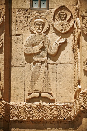 Bas-relief sculptures with scene from the Bible