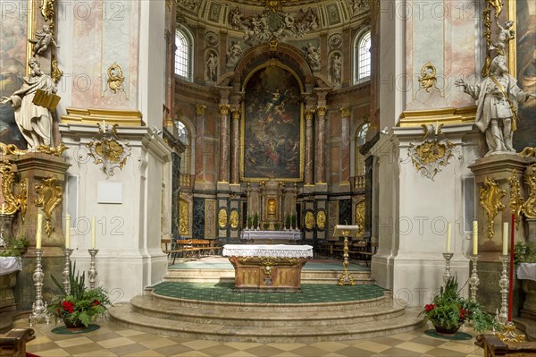 Choir with high altar by Joseph Lindner