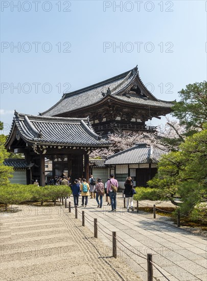 Ninna-ji Temple Goten