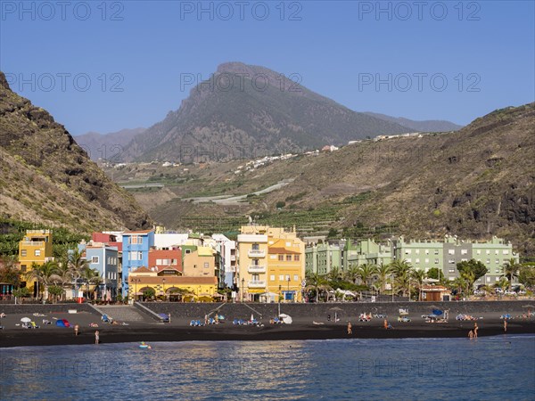 Black beach of Puerto de Tazacorte