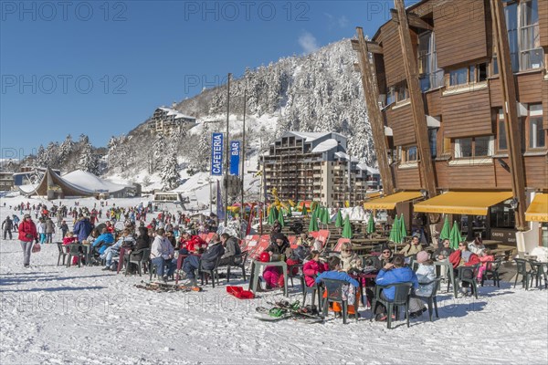 Ski resort station