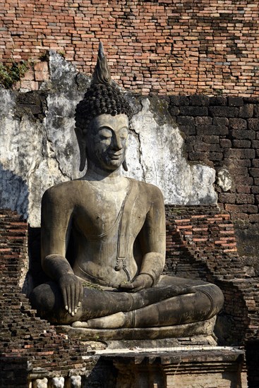 Buddha statue