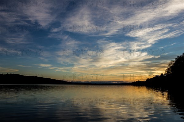 Evening mood at the lake