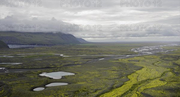 View towards the coast over the Skeioararsandur outwash plain