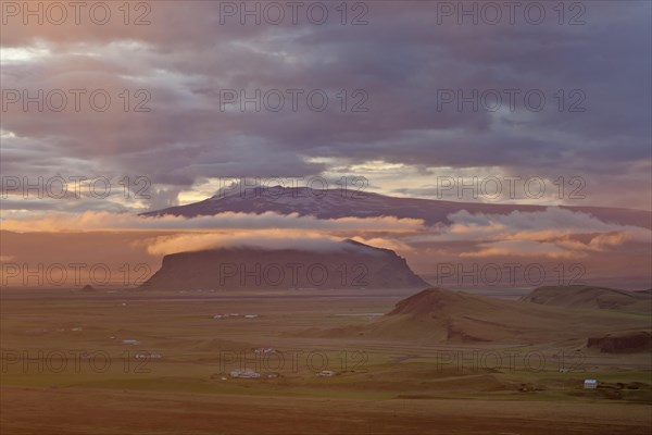 Eyjafjallajoekull at sunset