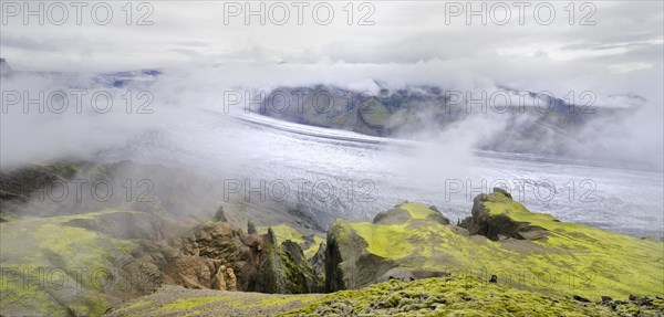 Glacier tongue of Skaftafellsjoekull glacier