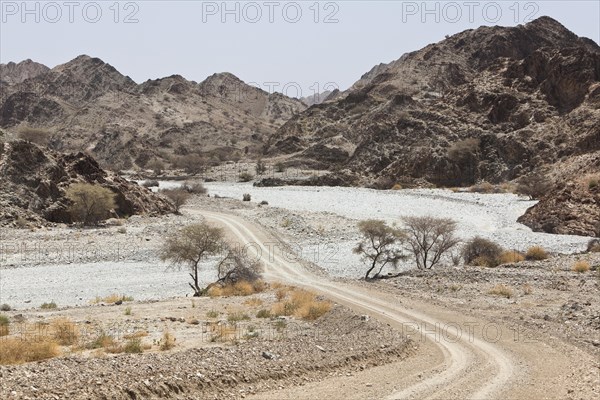 Dirt road in the Oman hinterland