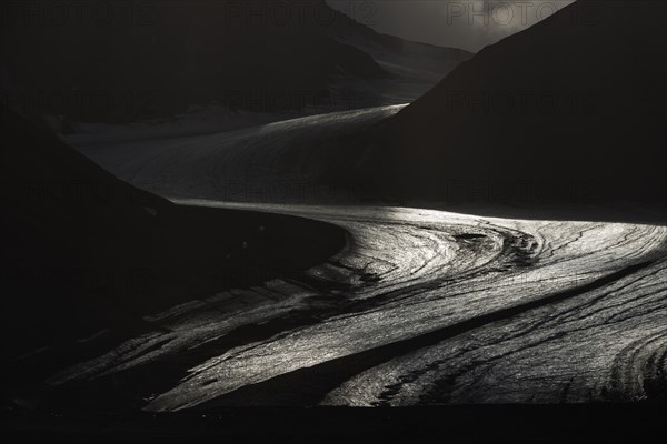 Glacier tongue