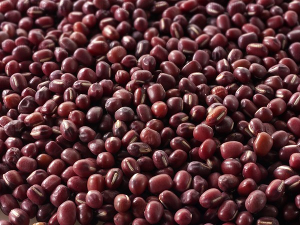 Whole cow peas