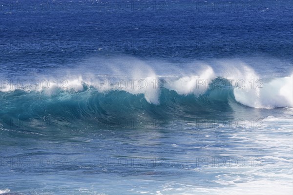 Ocean wave