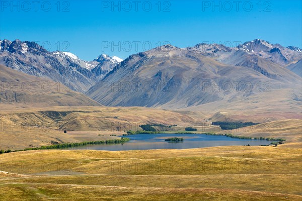 Lake Alexandrina with the Ben Ohau Range and Range Gamack