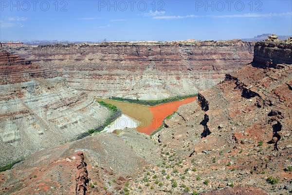 Confluence of Green River and the Colorado River in the Needles district