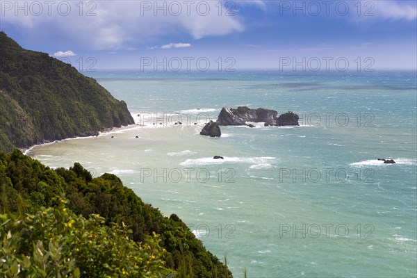 View from Knights Point of the Tasman Sea