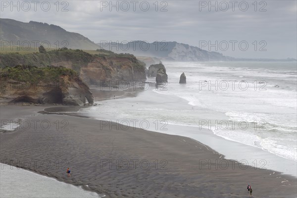 The Whitecliffs rock formation at low tide