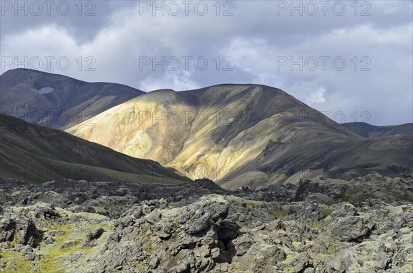 Brennisteinsalda Mountains and the Laugahraun lava field