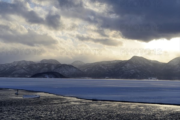 Evening mood at the frozen Lake Kussharo