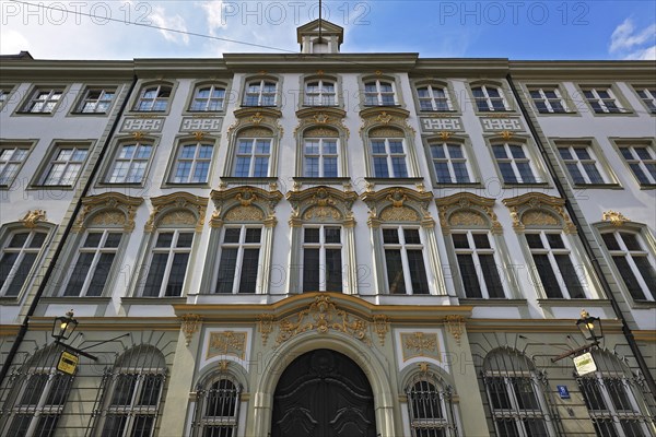 Palais Lerchenfeld palace