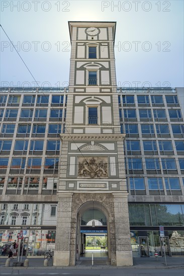Max Tower