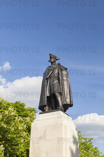 Statue of Major General James Wolfe