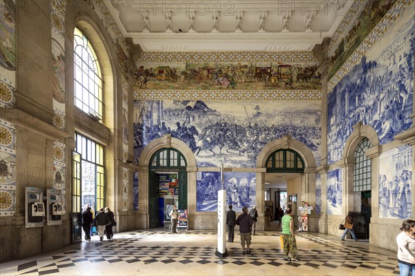 Sao Bento Railway Station