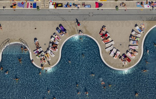 Annen open-air swimming pool